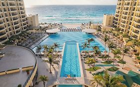 Holiday Inn Club Vacations The Royal Sands All Inclusive